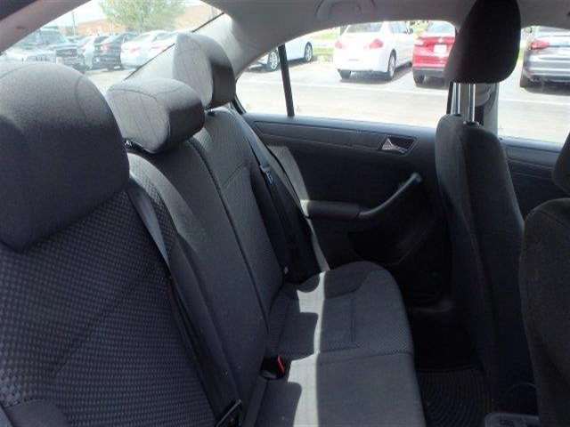 2011 Volkswagen Jetta 